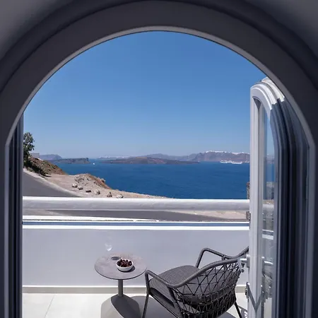 Acro Blue Luxury Bed & Breakfast 4*