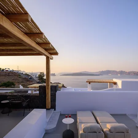 Acro Blue Luxury فندق مبيت وإفطار 4*